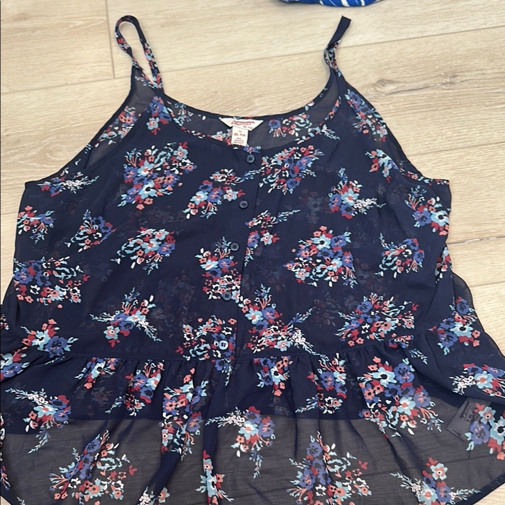 Arizona Jean Company Blue and Pink Tank Top